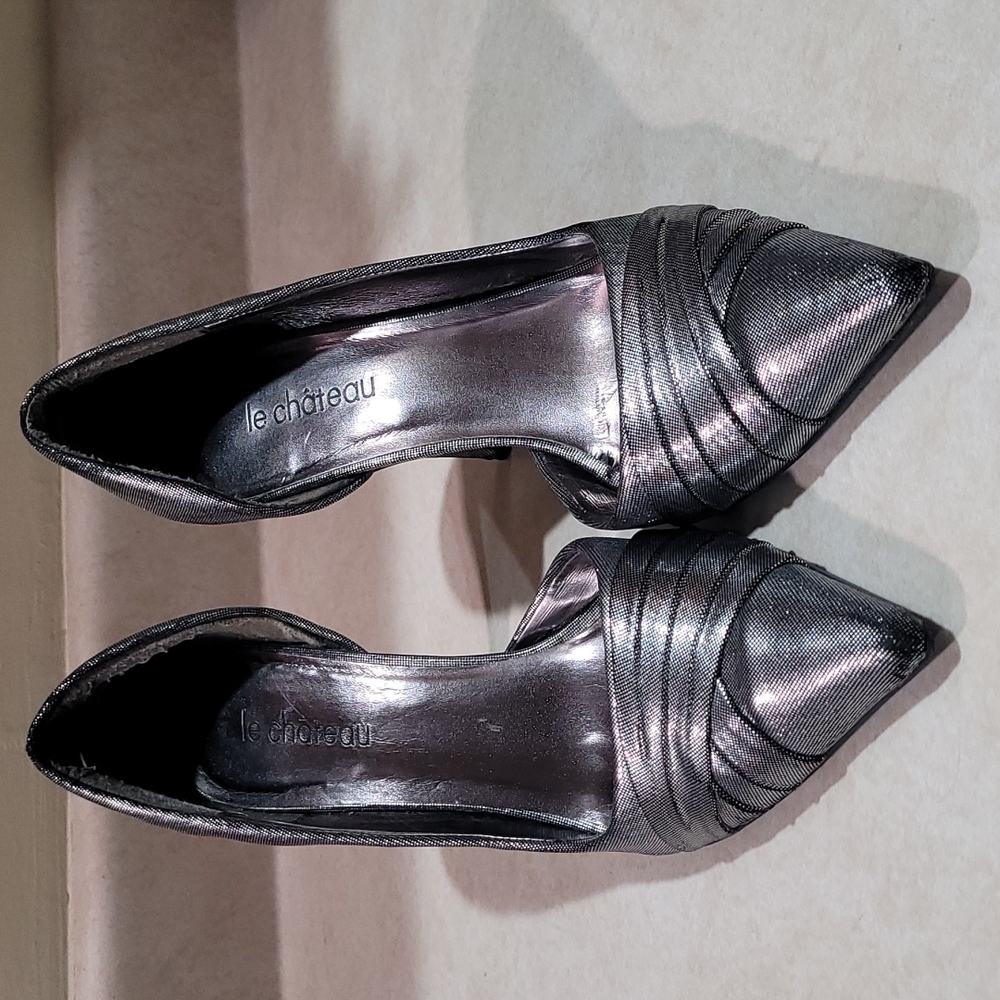 Le Chateau silver heel